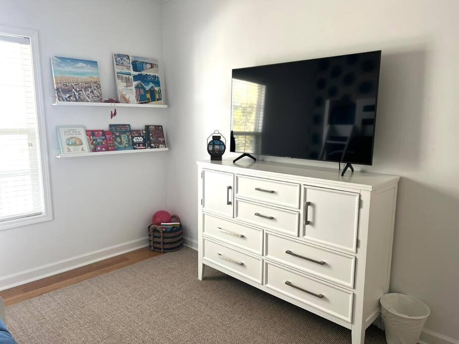 Walk To The Beach-Sleeps 10 And Golfcart Myrtle Beach Bagian luar foto